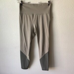 VUORI CB Studio Legging Green Light Oregano Large